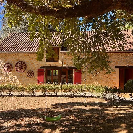 Σπίτι διακοπών Domaine De Charme Avec 2 Et Piscine Couverte La Chapelle-Aubareil