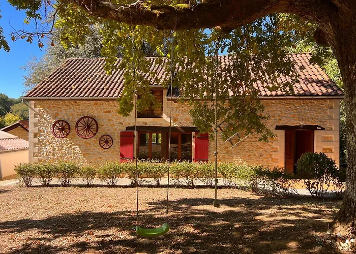 Domaine De Charme Avec 2 Et Piscine Couverte Prázdninový dům *