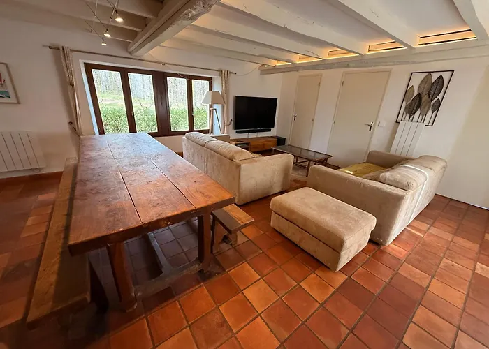 Domaine De Charme Avec 2 Et Piscine Couverte * La Chapelle-Aubareil