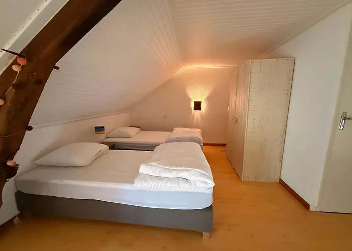 Domaine De Charme Avec 2 Et Piscine Couverte * La Chapelle-Aubareil